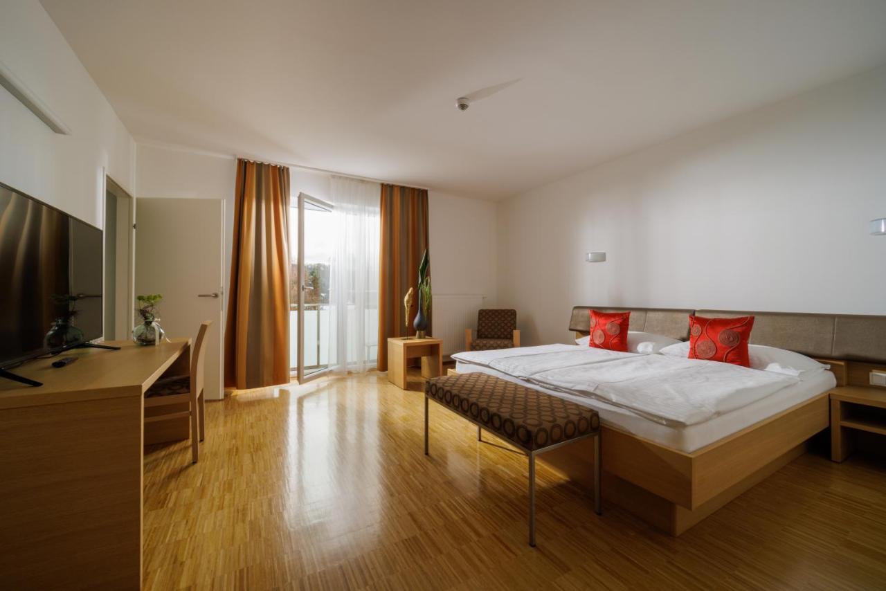 באד ראדקרסבורג Hotel Garni Toscanina - Adults Only מראה חיצוני תמונה